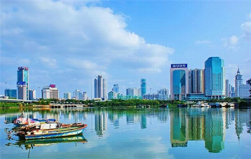 哪个品牌的控油粉底液好