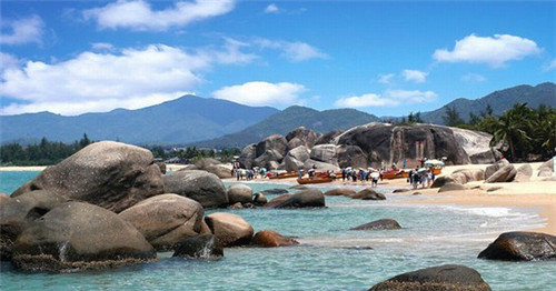 属鸡贸易公司起名字字（属鸡人公司名称大全）